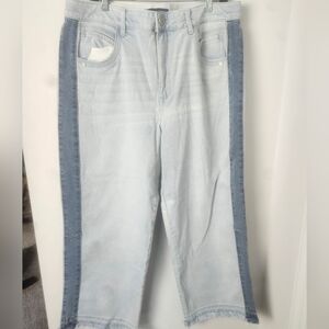 Democracy Blue Straight Leg Jeans Classic Style